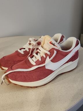 Nike Waffle Debut Vintage Adobe